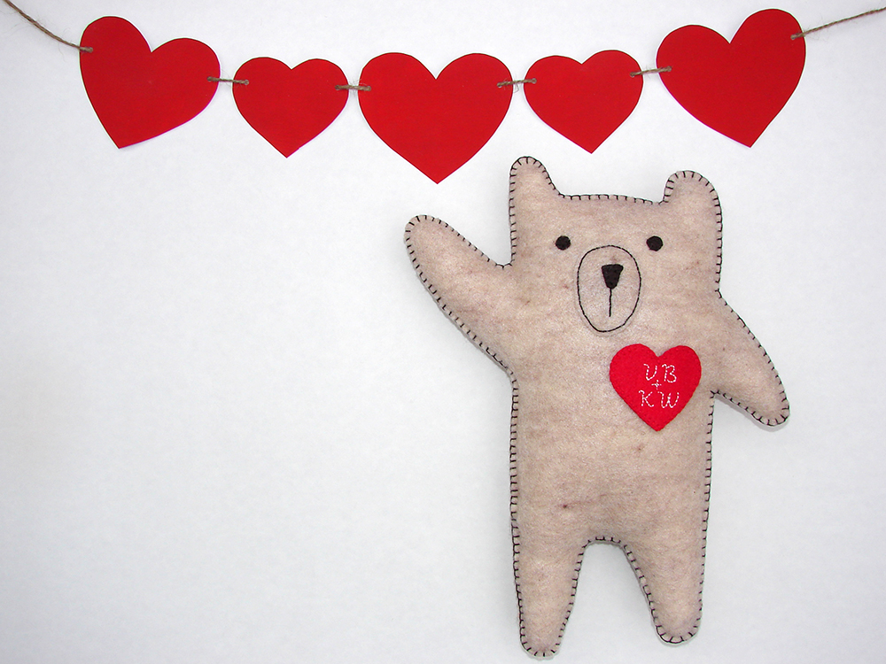 Personalized Valentine bear Embroidered heart with your initials